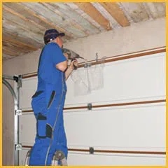 Community Garage Door Service Downey, CA 562-376-6332 - side-garage-door-repair-10-48m